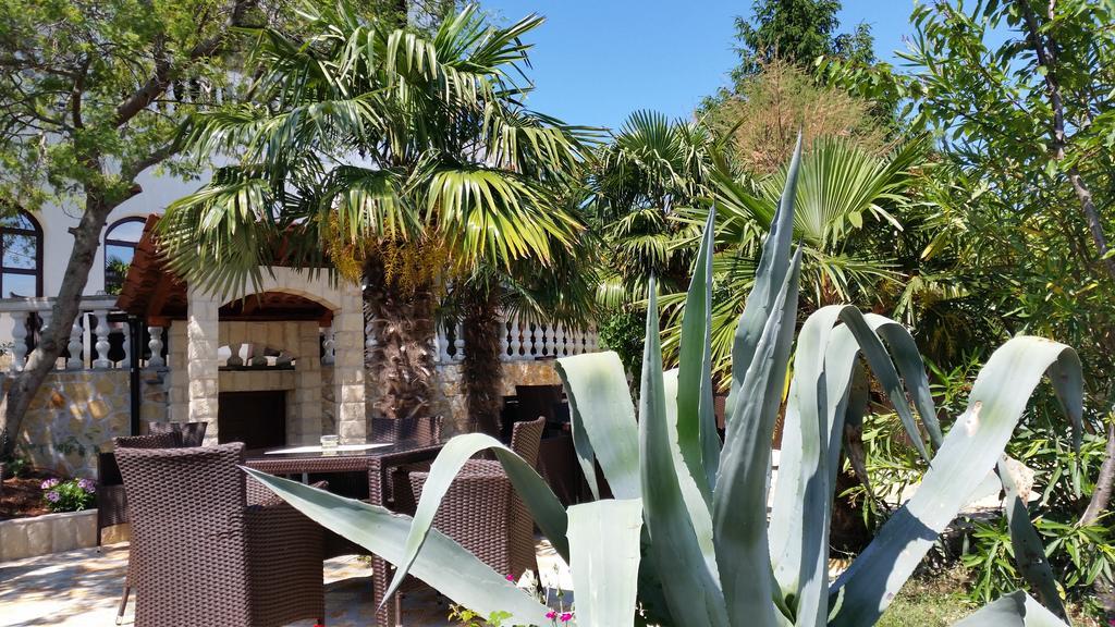 Guest House Villa Marlis Malinska Εξωτερικό φωτογραφία