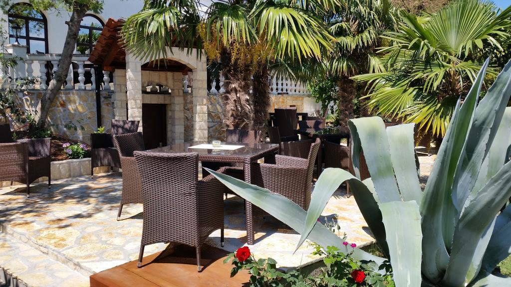 Guest House Villa Marlis Malinska Εξωτερικό φωτογραφία